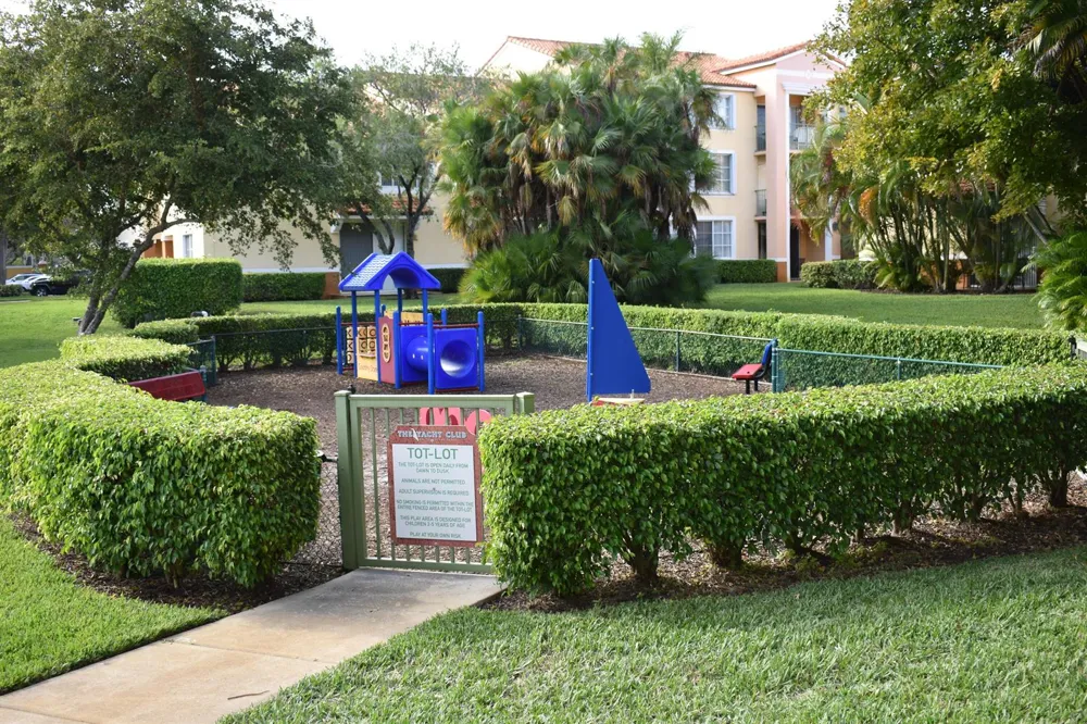 160 YACHT CLUB WAY #210 Hypoluxo, FL 33462