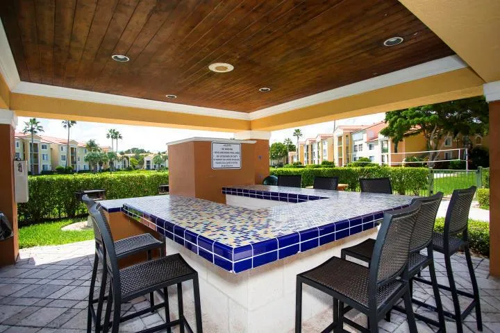 160 YACHT CLUB WAY #210 Hypoluxo, FL 33462