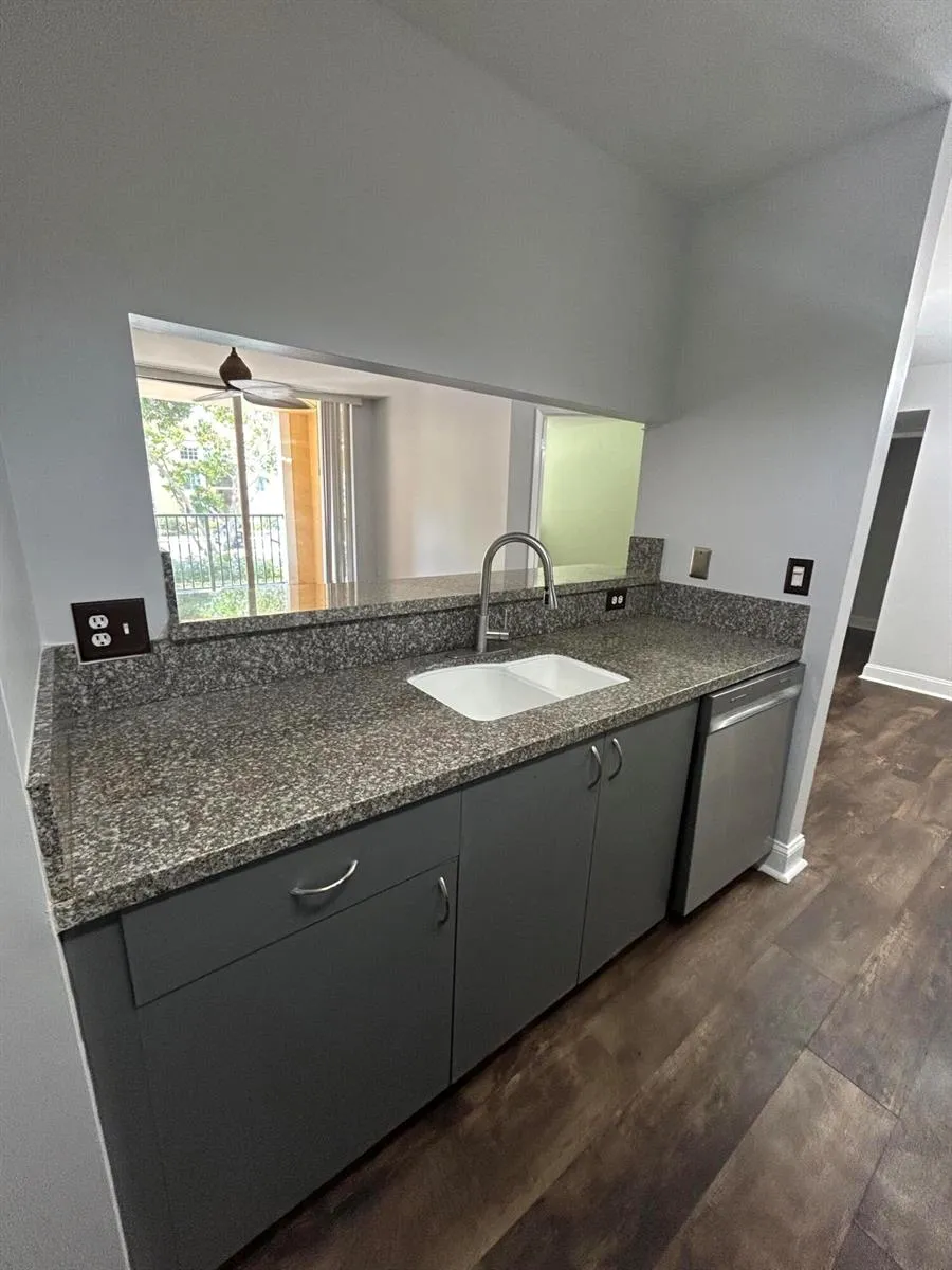 160 YACHT CLUB WAY #210 Hypoluxo, FL 33462