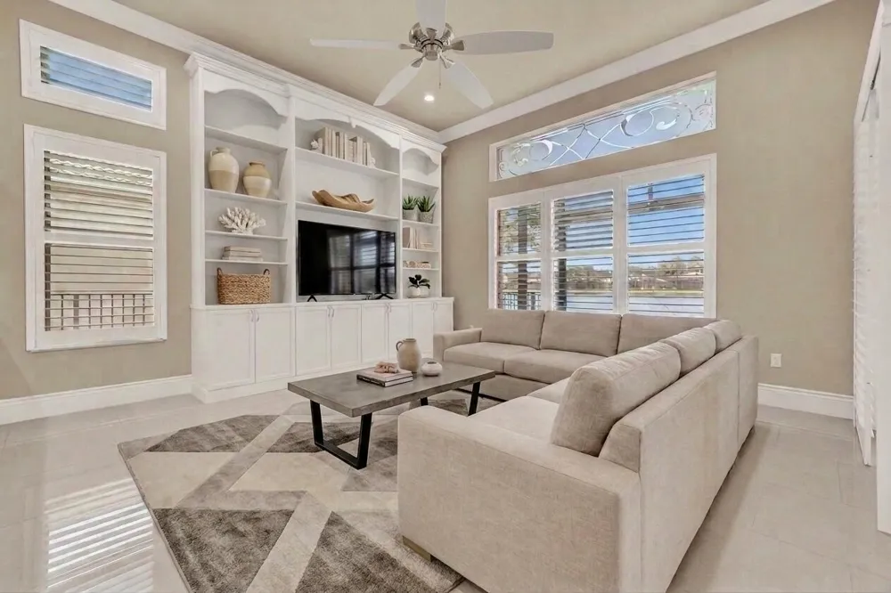 10469 Whitewind Circle Boynton Beach, FL 33473