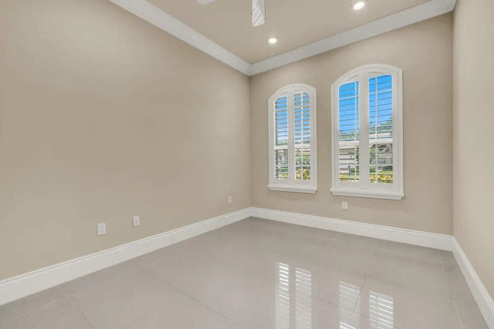 10469 Whitewind Circle Boynton Beach, FL 33473