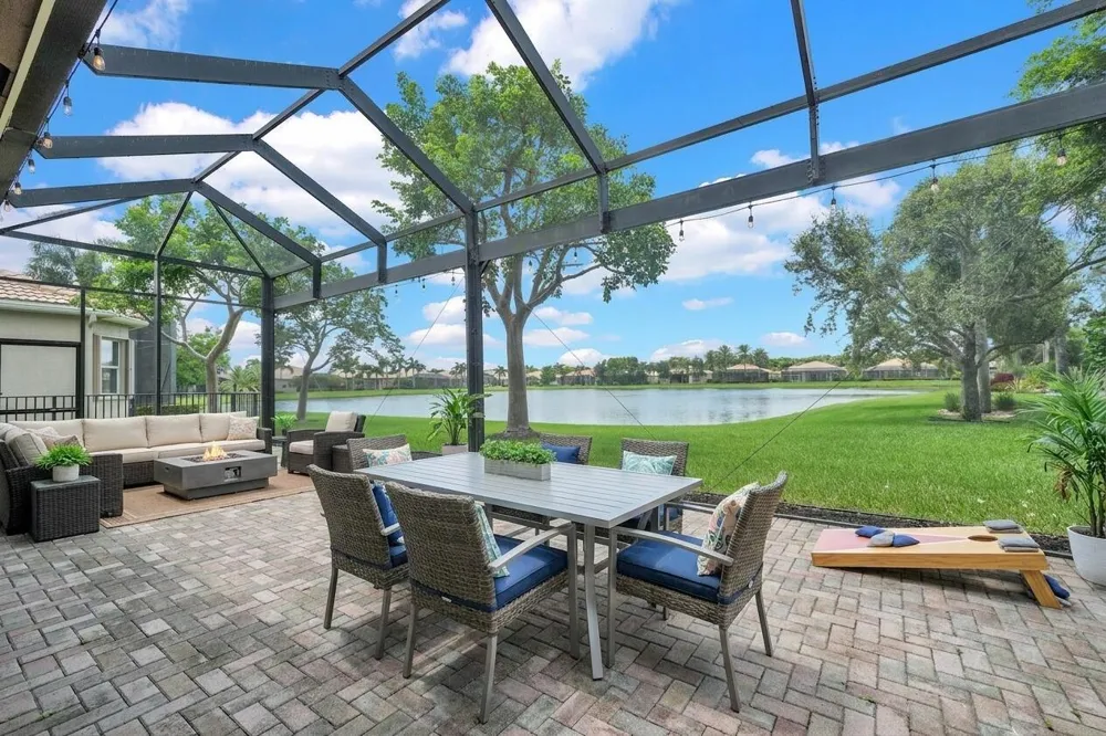 10469 Whitewind Circle Boynton Beach, FL 33473