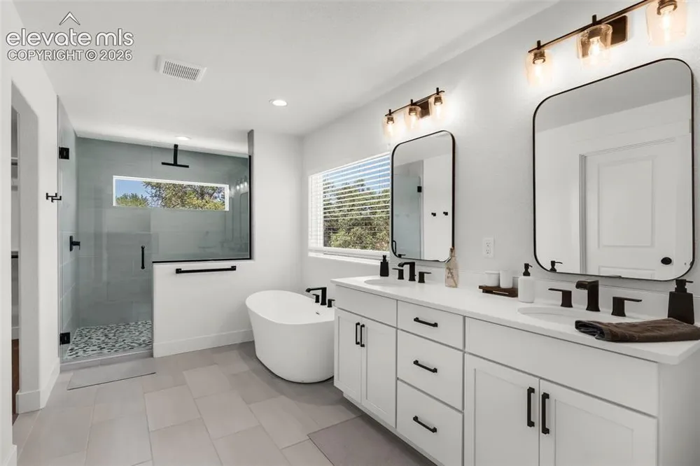 1444 County Road 119 Florence, CO 81226