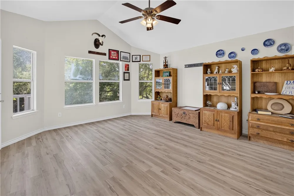120 Marion Drive Rockport, TX 78382
