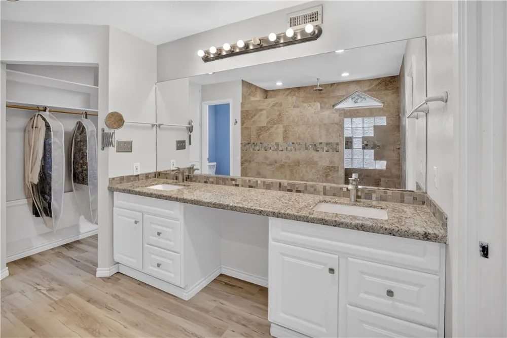120 Marion Drive Rockport, TX 78382