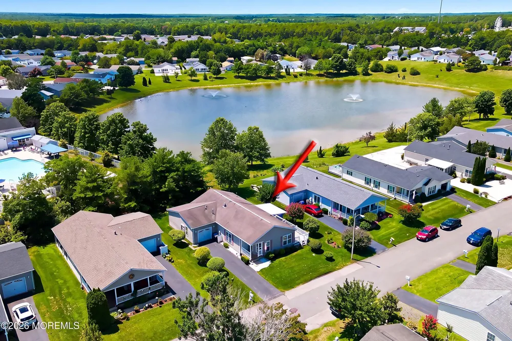 25 Fort Lee Drive Manahawkin, NJ 08050