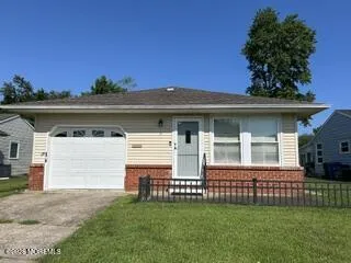 5 Leeward Street