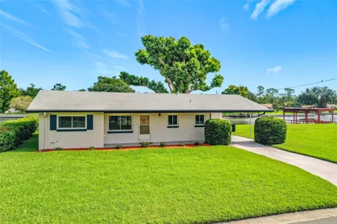 13225 COUNTRY CLUB DRIVE