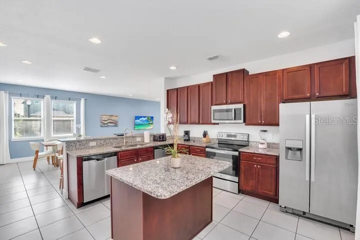 200 PENDANT COURT Kissimmee, FL 34747