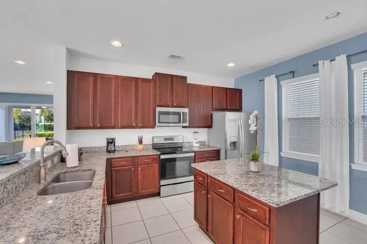 200 PENDANT COURT Kissimmee, FL 34747
