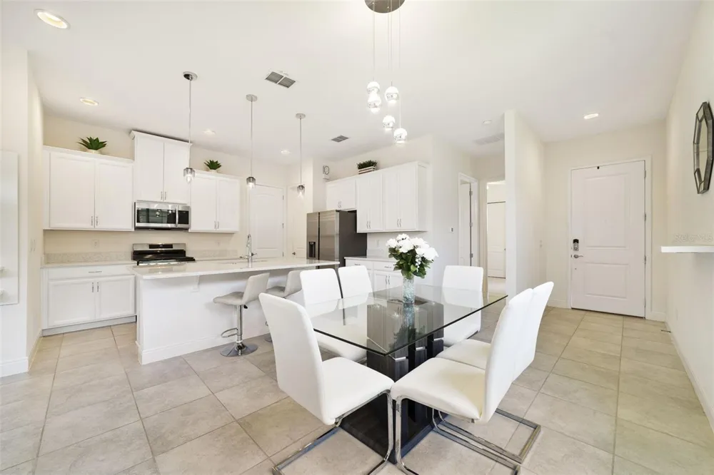 2516 DATURA LOOP St Cloud, FL 34772