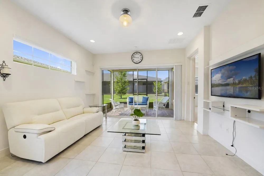 2516 DATURA LOOP St Cloud, FL 34772