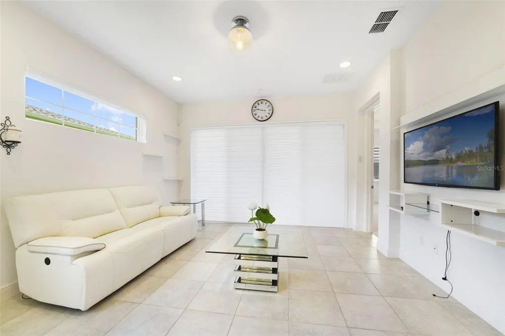 2516 DATURA LOOP St Cloud, FL 34772