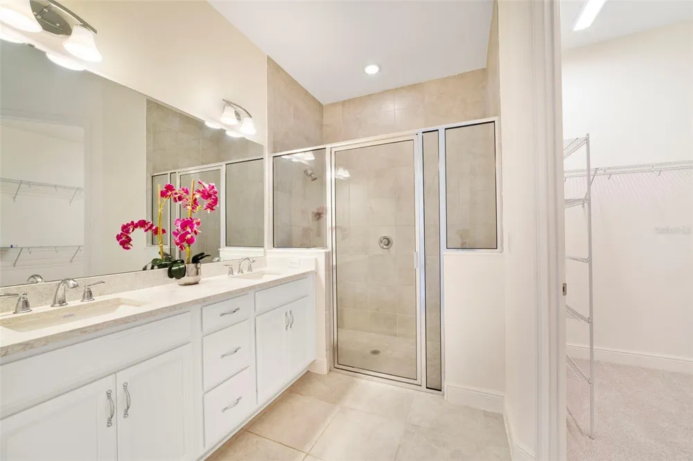 2516 DATURA LOOP St Cloud, FL 34772