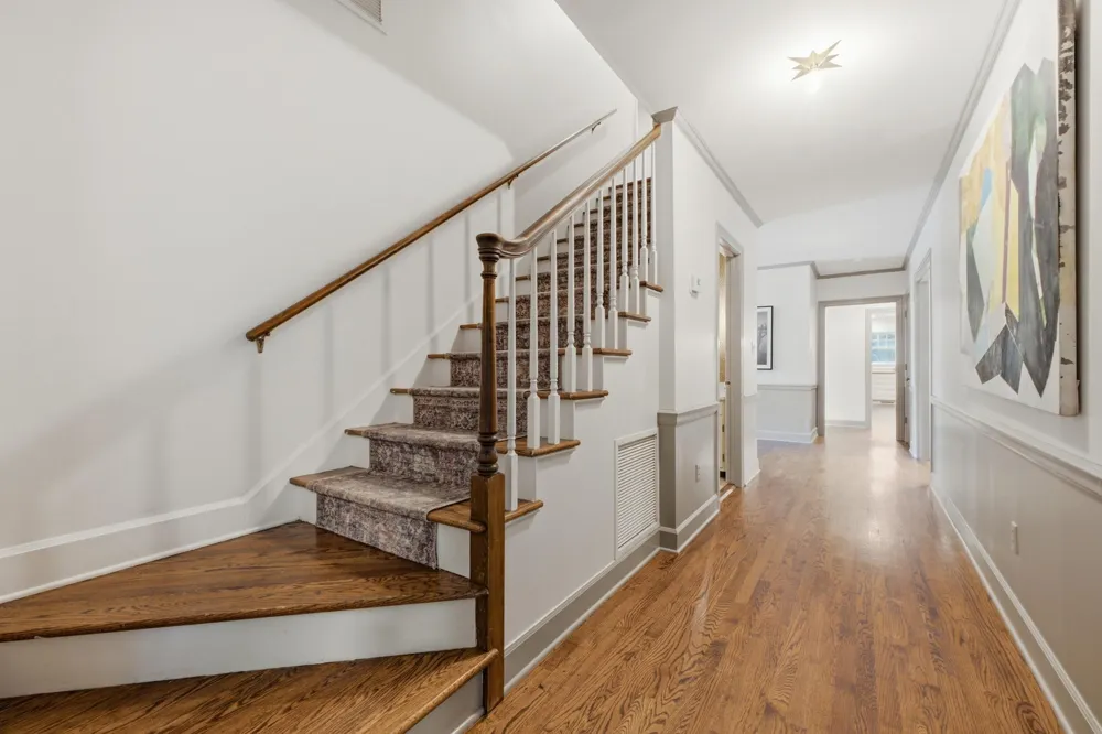 414 Bragg Avenue Lookout Mountain, TN 37350