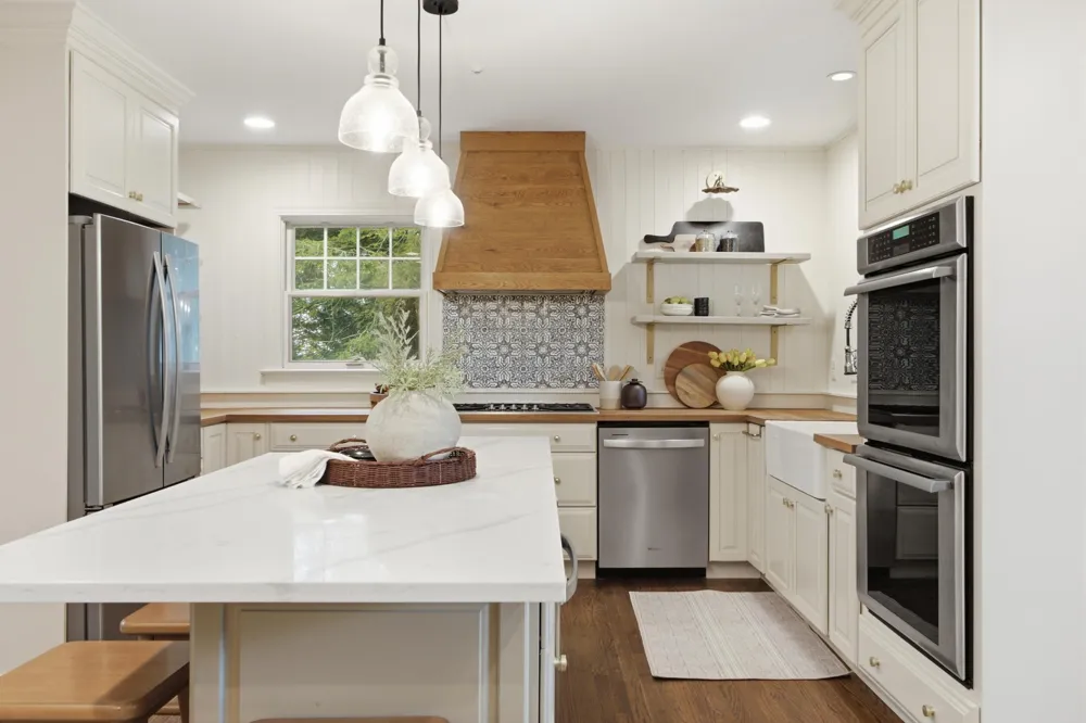414 Bragg Avenue Lookout Mountain, TN 37350