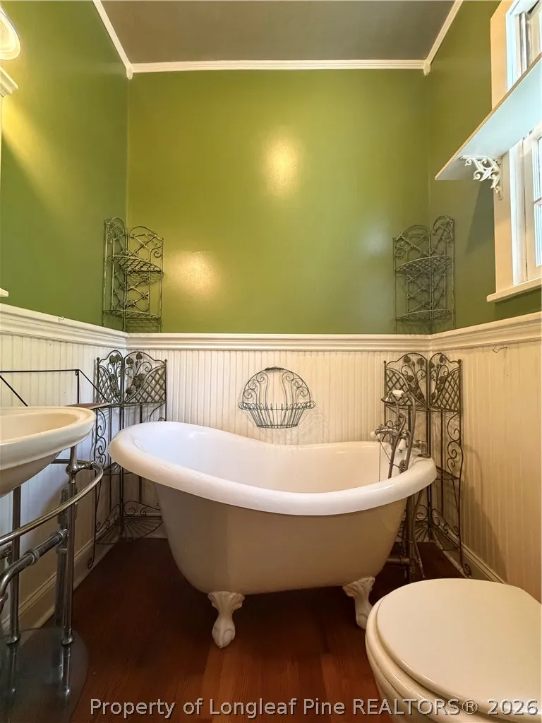 223 West Third Avenue Red Springs, NC 28377