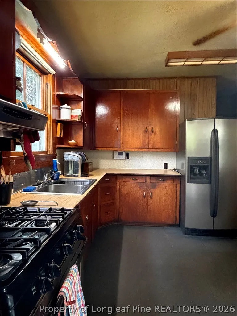 223 West Third Avenue Red Springs, NC 28377