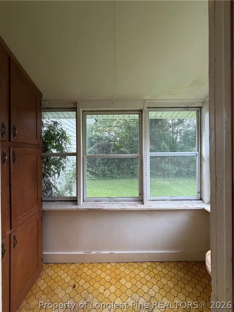 223 West Third Avenue Red Springs, NC 28377