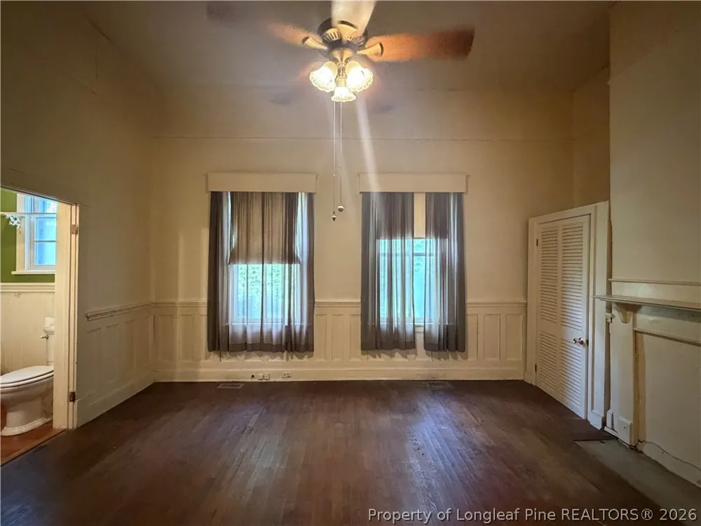 223 West Third Avenue Red Springs, NC 28377
