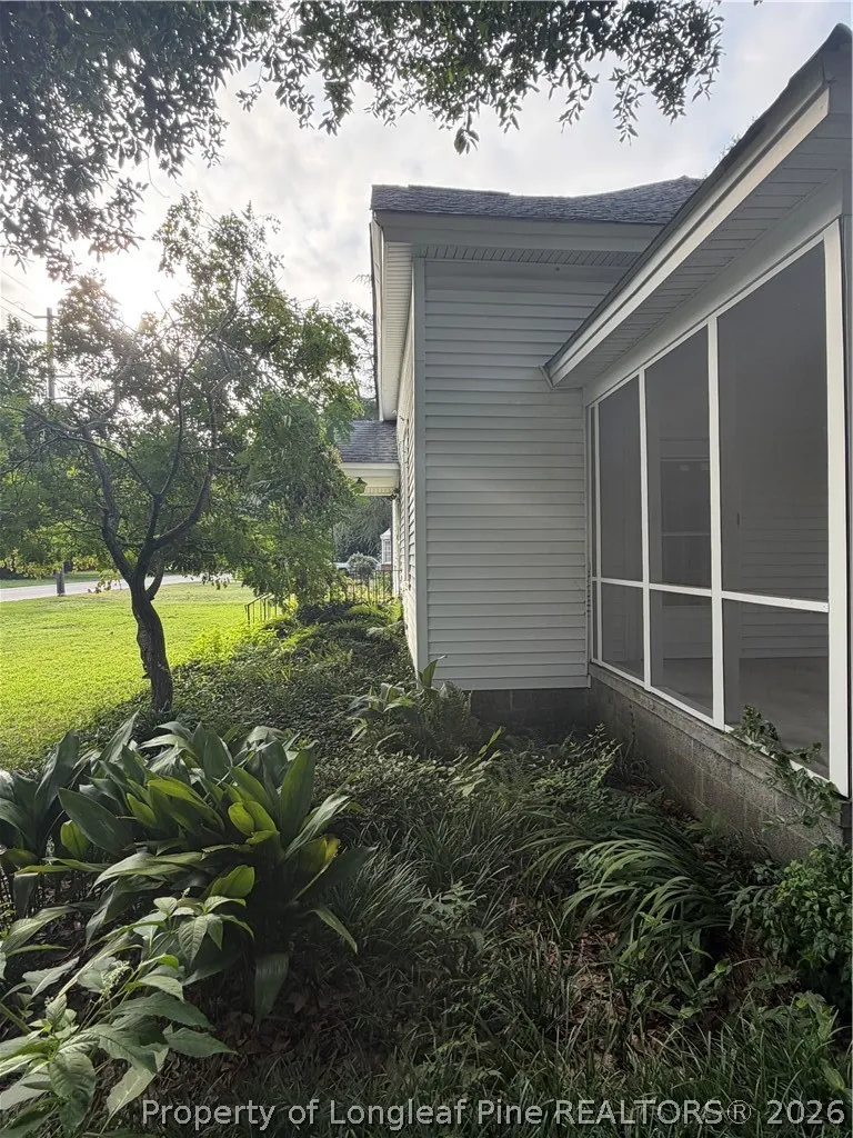 223 West Third Avenue Red Springs, NC 28377
