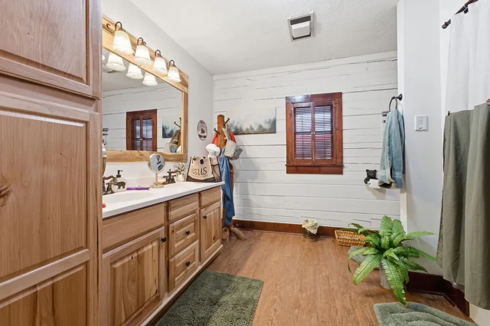 Log Haven Lane Franklin, NC 28734