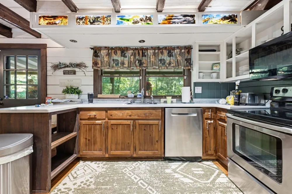 Log Haven Lane Franklin, NC 28734