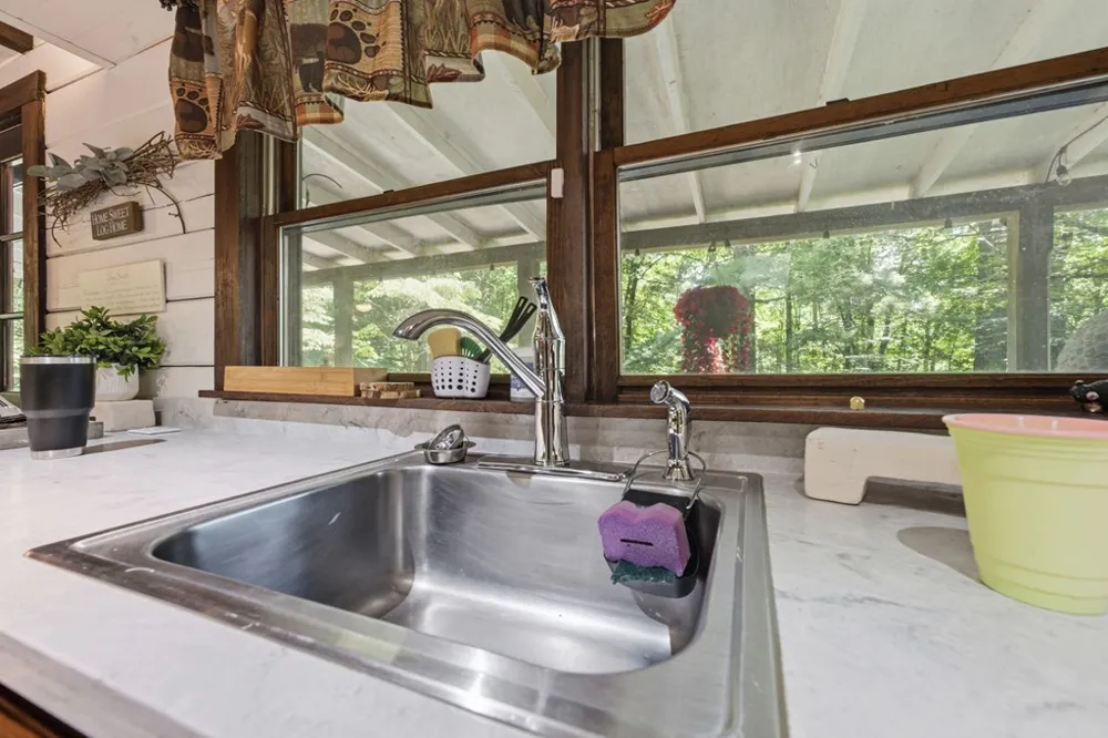 Log Haven Lane Franklin, NC 28734
