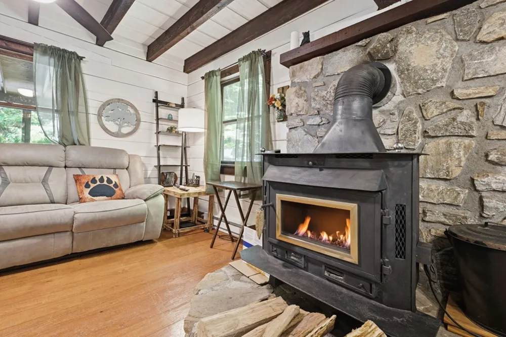 Log Haven Lane Franklin, NC 28734