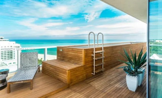 2901 Collins Ave #1602 Miami Beach, FL 33140