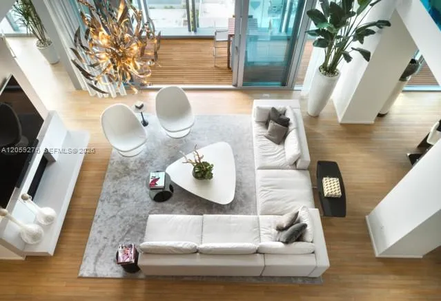 2901 Collins Ave #1602 Miami Beach, FL 33140