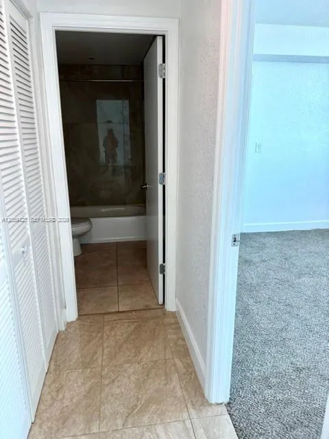 7501 E Treasure Dr #5H North Bay Village, FL 33141
