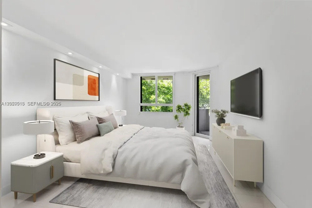 181 Crandon Blvd #207 Key Biscayne, FL 33149
