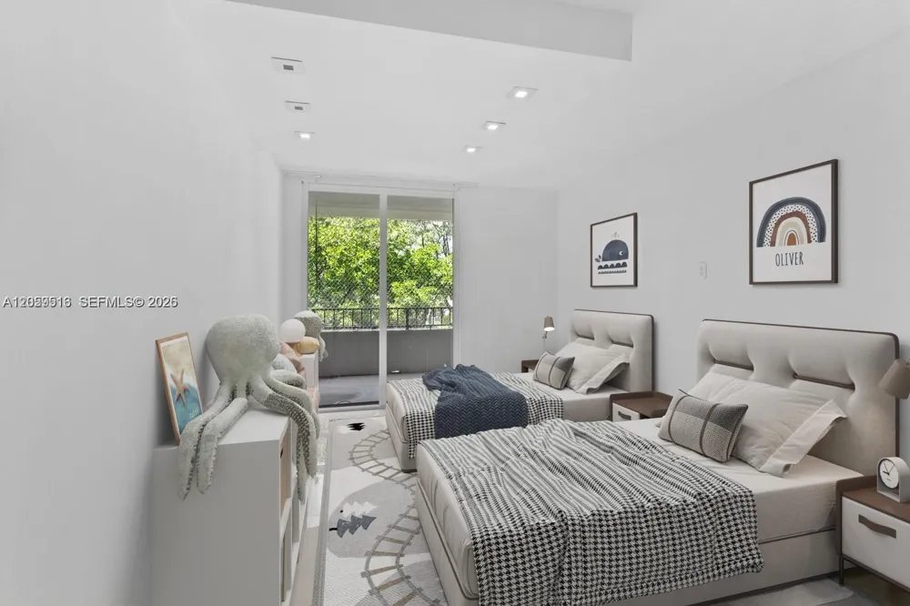 181 Crandon Blvd #207 Key Biscayne, FL 33149