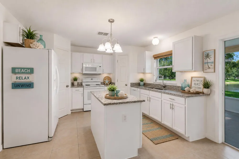 2538 12TH SQUARE SW Vero Beach, FL 32968