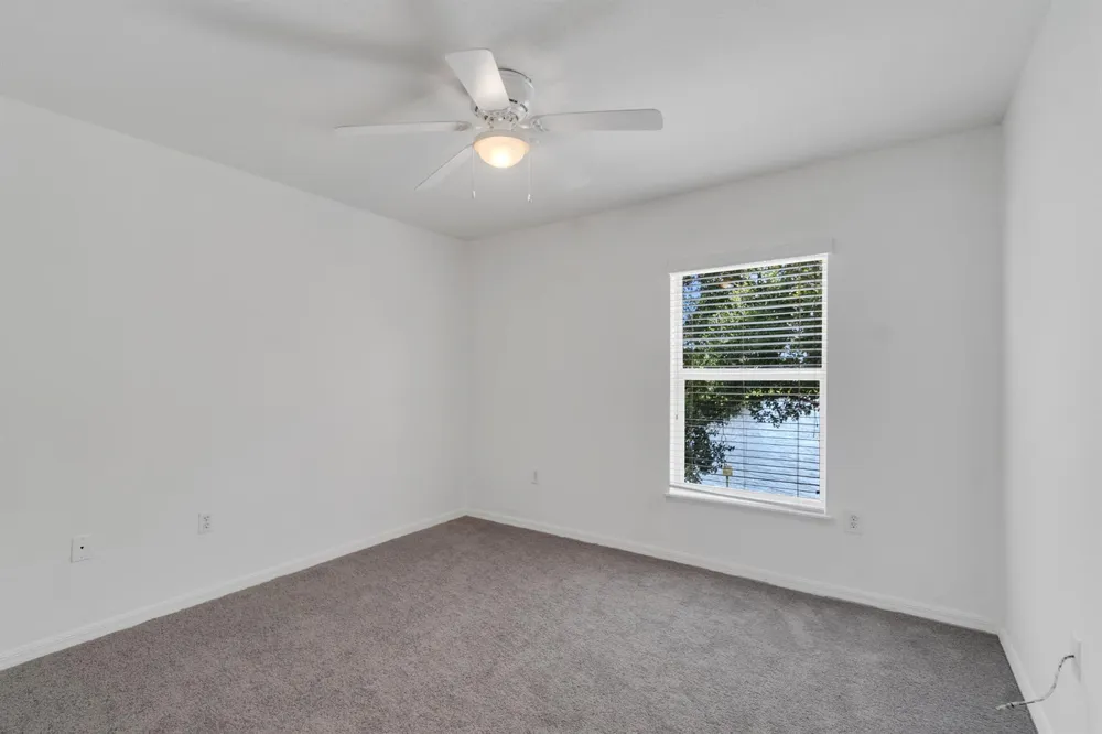 2538 12TH SQUARE SW Vero Beach, FL 32968