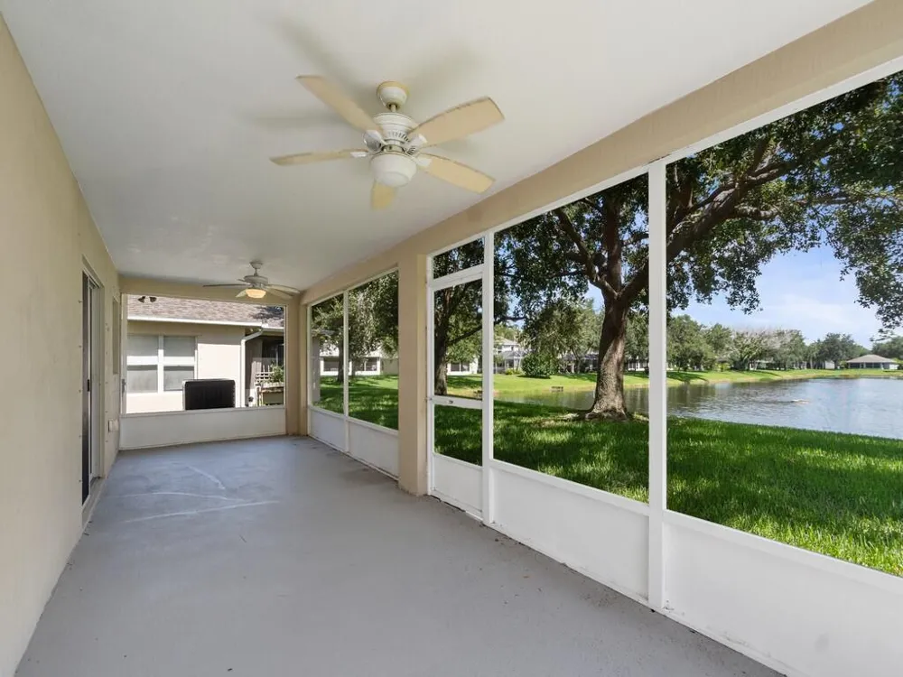 2538 12TH SQUARE SW Vero Beach, FL 32968