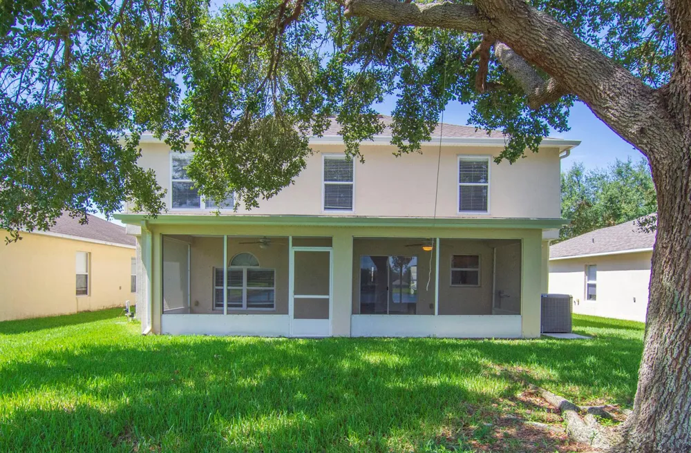 2538 12TH SQUARE SW Vero Beach, FL 32968