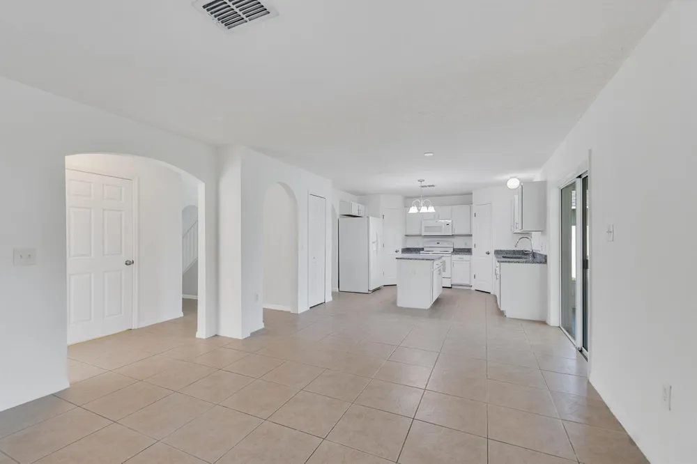 2538 12TH SQUARE SW Vero Beach, FL 32968