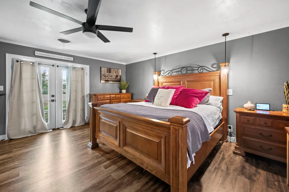 618 Melody Lane Eagle Lake, TX 77434