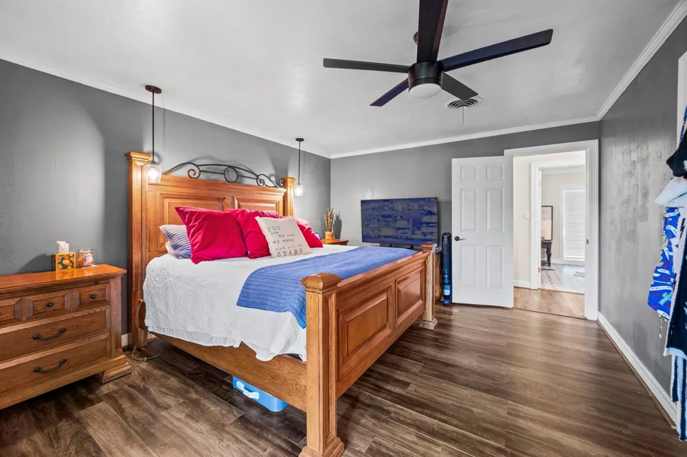 618 Melody Lane Eagle Lake, TX 77434