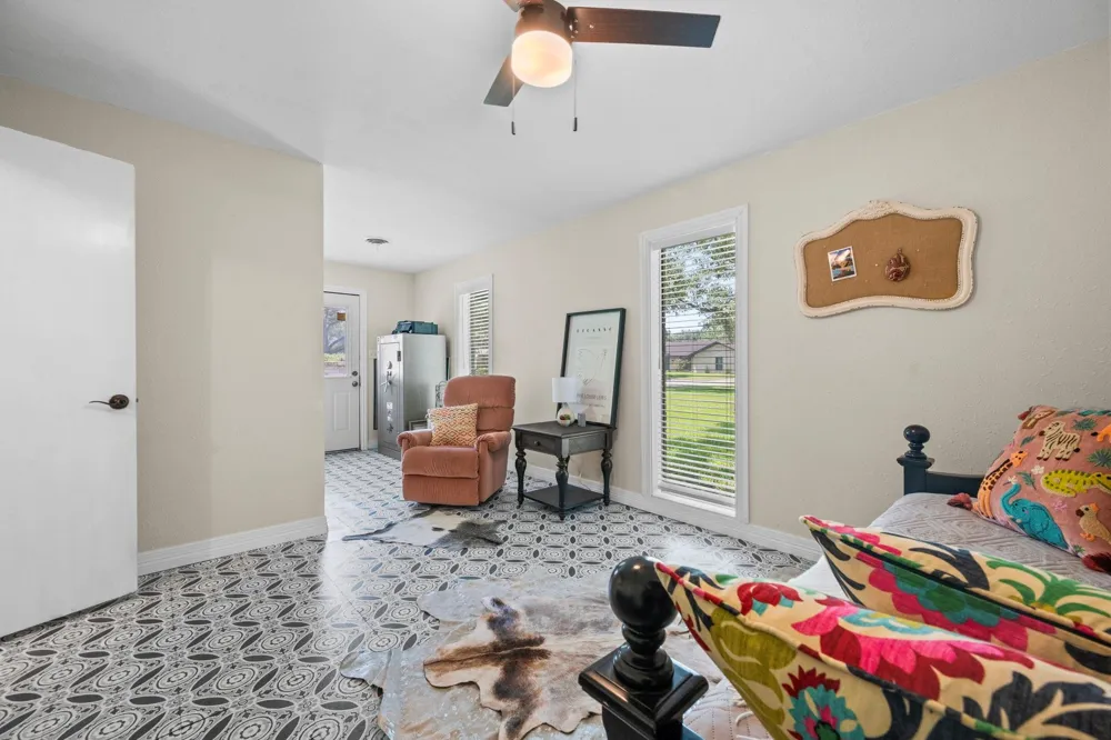 618 Melody Lane Eagle Lake, TX 77434