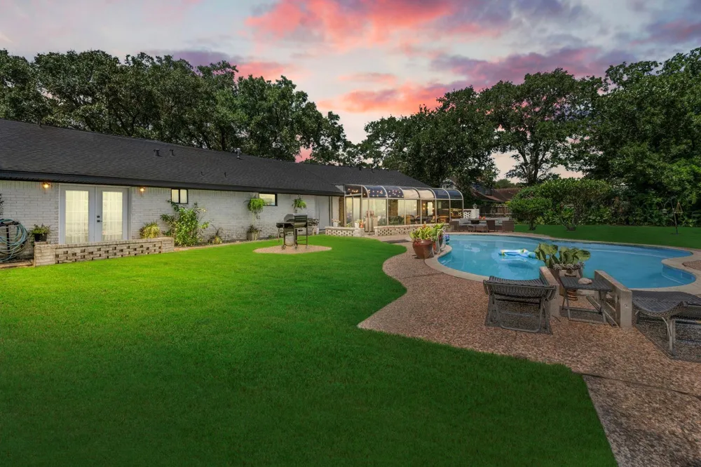 618 Melody Lane Eagle Lake, TX 77434