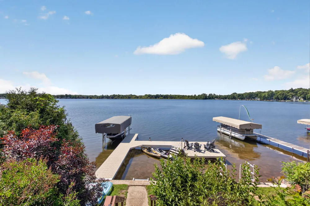 2175 Wamplers Heights Drive Brooklyn, MI 49230