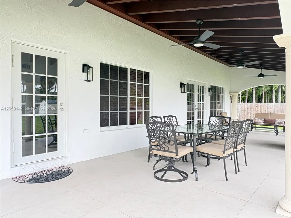 6610 SW 104th Ct Miami, FL 33173