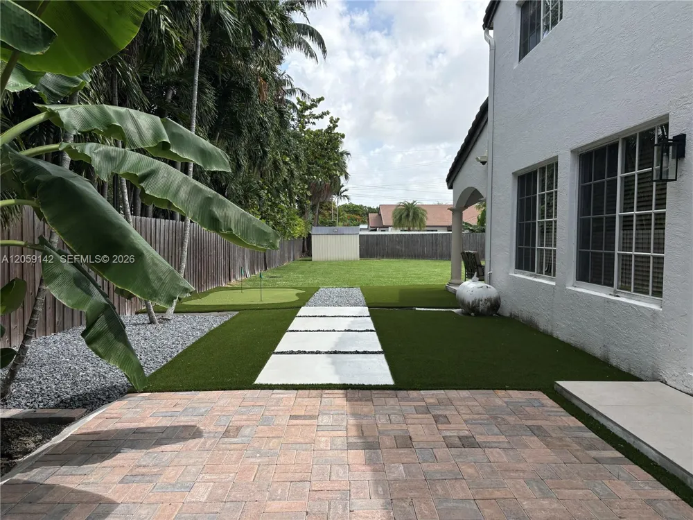 6610 SW 104th Ct Miami, FL 33173