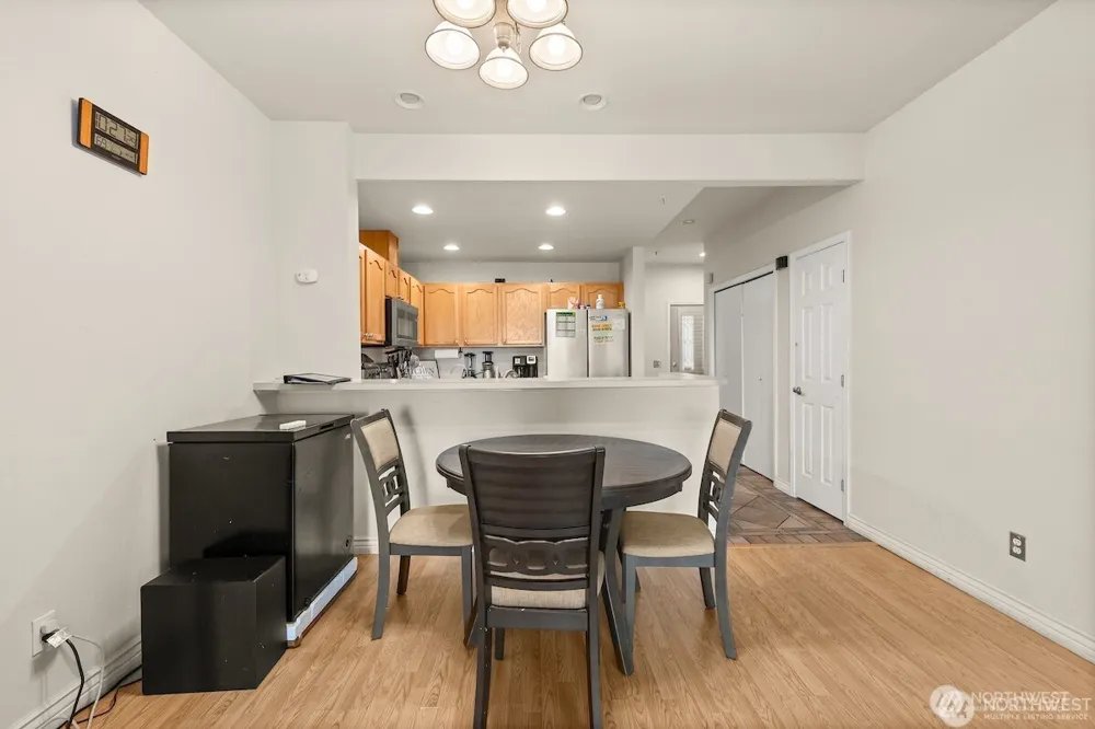 418 SE 17th Street #10B Auburn, WA 98002