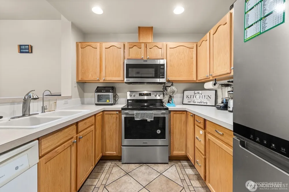 418 SE 17th Street #10B Auburn, WA 98002
