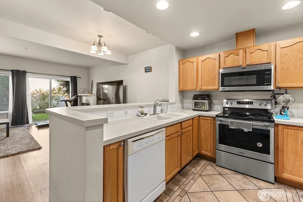 418 SE 17th Street #10B Auburn, WA 98002