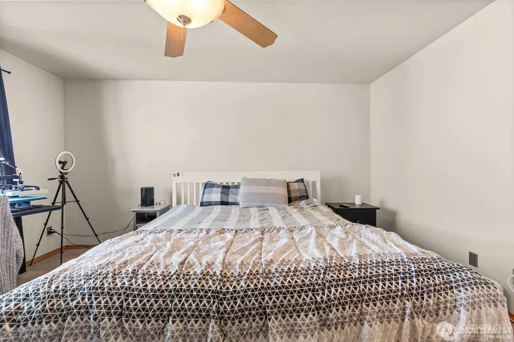 418 SE 17th Street #10B Auburn, WA 98002